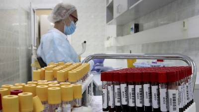 В России вновь выявили менее 5 тысяч зараженных коронавирусом