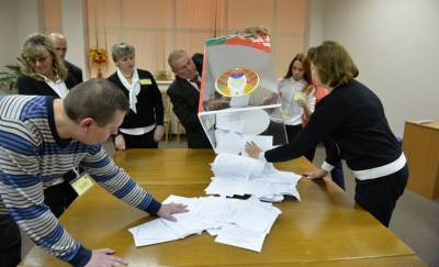 «У Тихановской было в шесть раз больше голосов, чем у Лукашенко» Члены белорусских избиркомов подробно рассказали «Медузе», как были организованы фальсификации на выборах президента