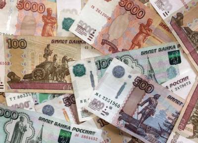 На 30,7% российские банки сократили выдачу потребкредитов в июле