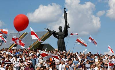 Aktuálně (Чехия): белорусская революция удастся, только если будет бархатной. И Европа может этому способствовать