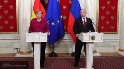 Путин и Меркель провели телефонные переговоры о ситуации в Белоруссии