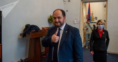 Глава Минобразования Армении призвал учащихся добровольно самоизолироваться на 2 недели
