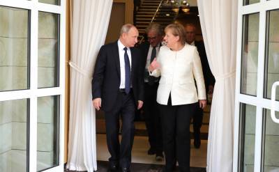 Путин и Меркель обсудили ситуацию в Беларуси