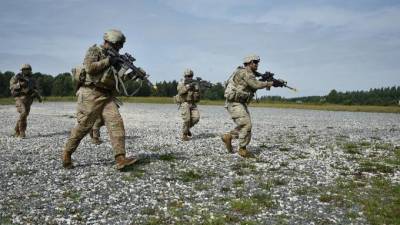 Генсек НАТО отверг обвинения в наращивании войск у границ Белоруссии