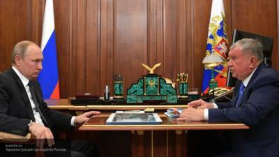 Путин встретился с главой "Роснефти" Сечиным