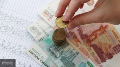 Средняя зарплата в Петербурге выросла до 65 тысяч рублей