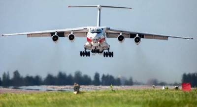 Белорусские военные транспортники начали регулярно летать в Россию и обратно: что говорят в Минске