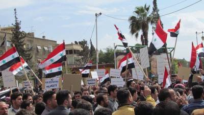 Возмущенные действиями США сирийцы вышли на митинги в Хасаке