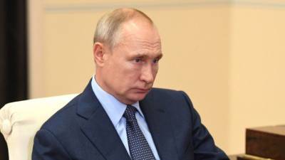 Владимир Путин обсудил с главой Евросовета ситуацию в Белоруссии