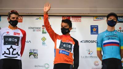 Российский велогонщик Власов выиграл "Джиро д'Эмилия"