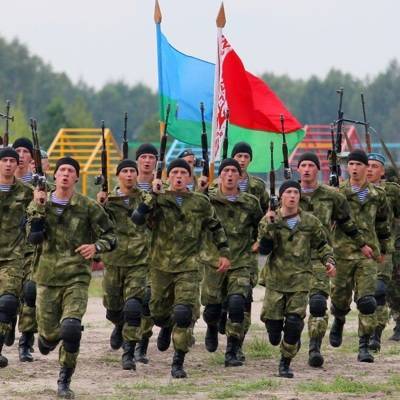 Белоруссия привела в полную готовность войска на западной границе
