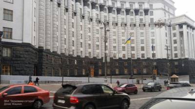 Кабмин Украины одобрил введение спецпошлин на дизель и газ из России