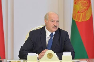 Лукашенко сообщил о намерении оппозиции запретить русский язык
