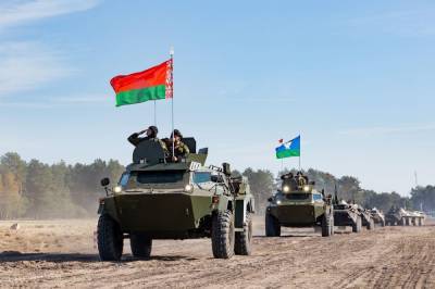 Армия Беларуси пребывает в боевой готовности на границе с ЕС