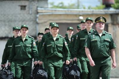Больше 10 тысяч человек в армии России переболели коронавирусом