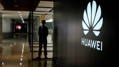 США ужесточили санкции против китайской Huawei