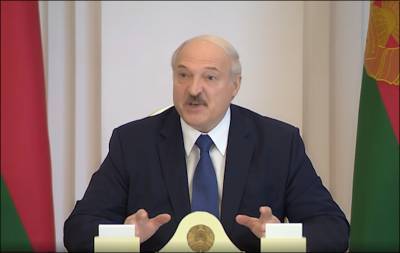 Лукашенко переходит в контратаку, рисует своих оппонентов русофобами