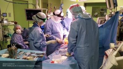 Красноярские хирурги заново собрали раздробленное лицо пациента