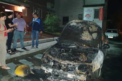 В посольстве США прокомментировали поджог автомобиля "Схем"