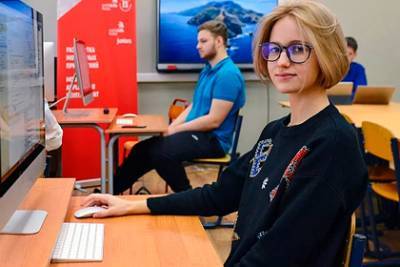 Более 3 тысяч школьников обучились профессиям будущего в московских колледжах