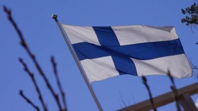 Финляндия возвращает ограничения на границе для десяти стран