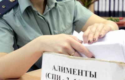 Житель региона задолжал маленькому сыну 125 тысяч рублей