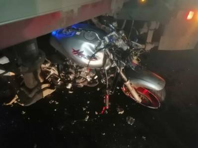 В Воронежской области фура протаранила мотоцикл ‒ погибли парень и девушка