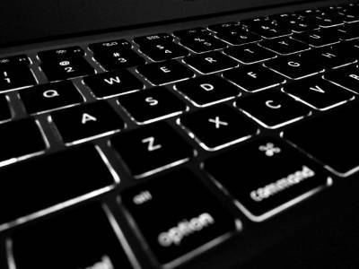 Эксперт назвал потенциальную опасность компьютерной клавиатуры
