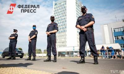 На акции возле Минского транспортного завода начались задержания