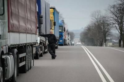 Весовым контролем грузовиков в Украине займется СБУ