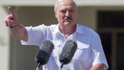 Лукашенко отрицает наличие российских войск в Беларуси