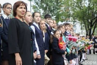 В Татарстане школьные линейки организуют для первоклашек и выпускников