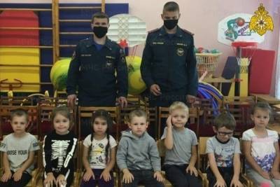 Детей Тверской области познакомили с работой пожарных