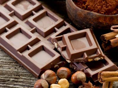 Американские ученые нашли ингредиенты для вкусного и полезного шоколада
