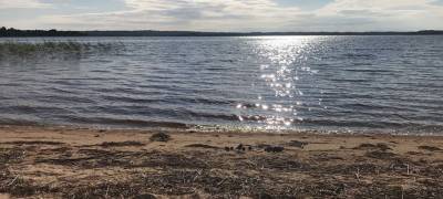Роспотребнадзор проверил песок на стихийных пляжах в одном из районов Карелии