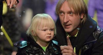 "Этого пока не было": Плющенко-младший показал челлендж с одной из самых красивых девочек