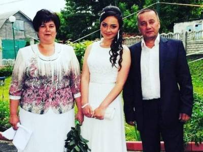 Коронавирус: на протяжении трех дней девушка из Винницкой области потеряла мать и отца