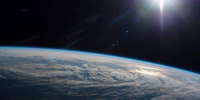 Российский космонавт заснял пролетающие над Землей НЛО