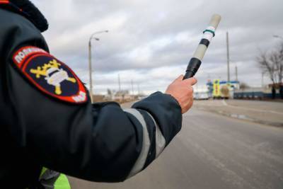 В Зеленодольске пьяный водитель напал на инспектора ГИБДД