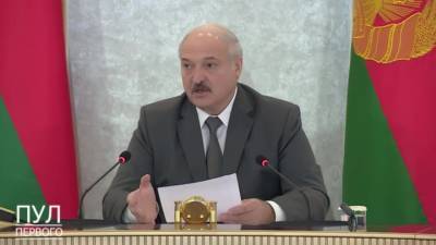 Лукашенко: программа оппозиции ведет к столкновению с Россией
