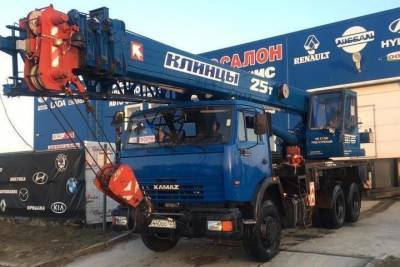 Безработный из Ленобласти украл строительный автокран