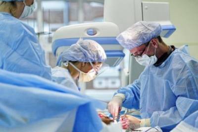 Во Львове прооперировали 15-летнего парня со сквозной дыркой в желудке