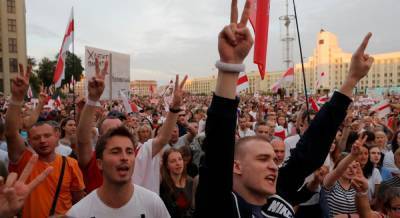 Венгрия присоединилась к призывам провести новые выборы в Беларуси