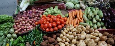В Омске упали цены на сезонные овощи