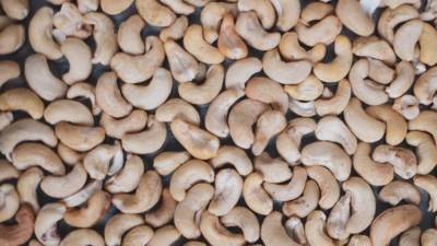 Орехи кешью могут помочь в укрепление миелина