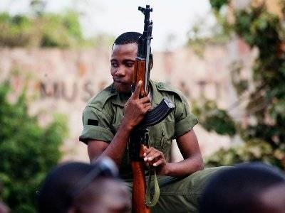 В Мали поднявшие мятеж солдаты арестовали президента и премьер-министра