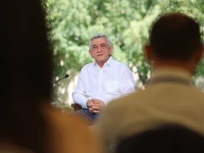 Третий президент Армении: Ни один лидер Азербайджана добровольно не согласится на независимость Карабаха