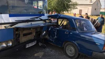 В ДТП с автобусом в Энгельсском районе погиб водитель ВАЗа