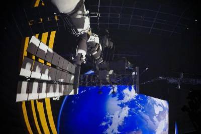 Российский космонавт выложил загадочное видео с НЛО