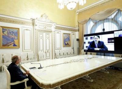 Премьер-министр Армении обсудил с президентом АБР вопросы сотрудничества